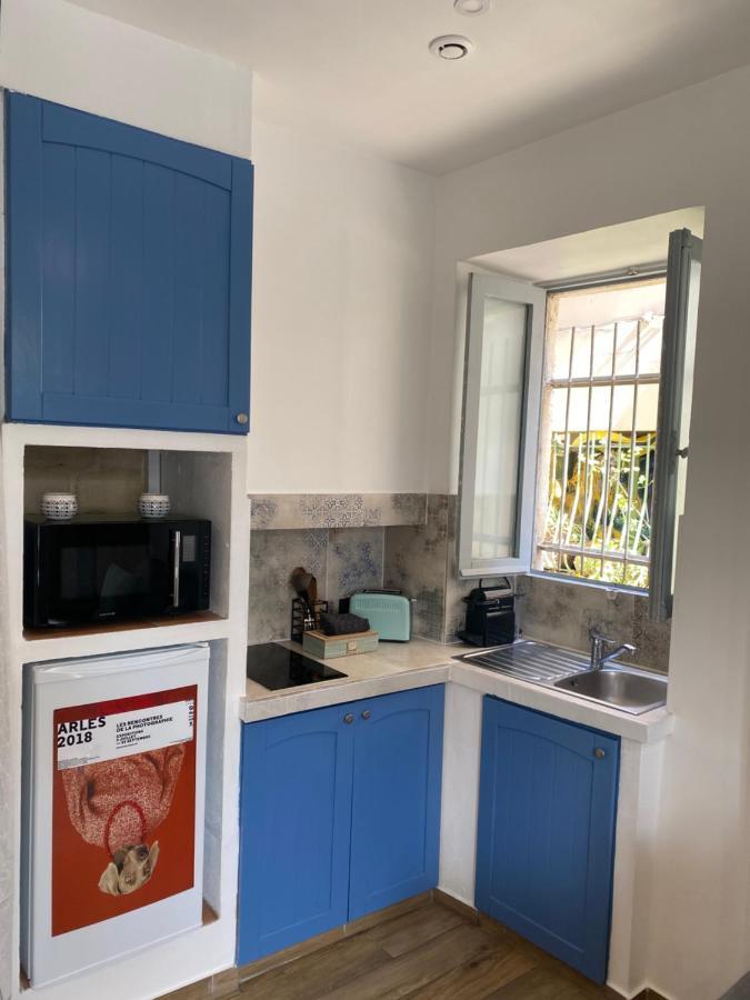 Apartmán Nuit A La Roquette, Arles Exteriér fotografie