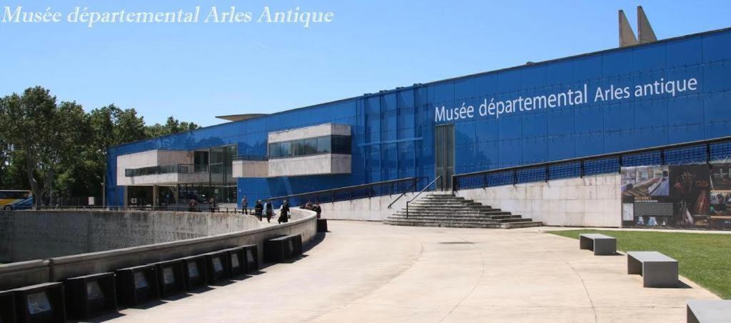 Apartmán Nuit A La Roquette, Arles Exteriér fotografie